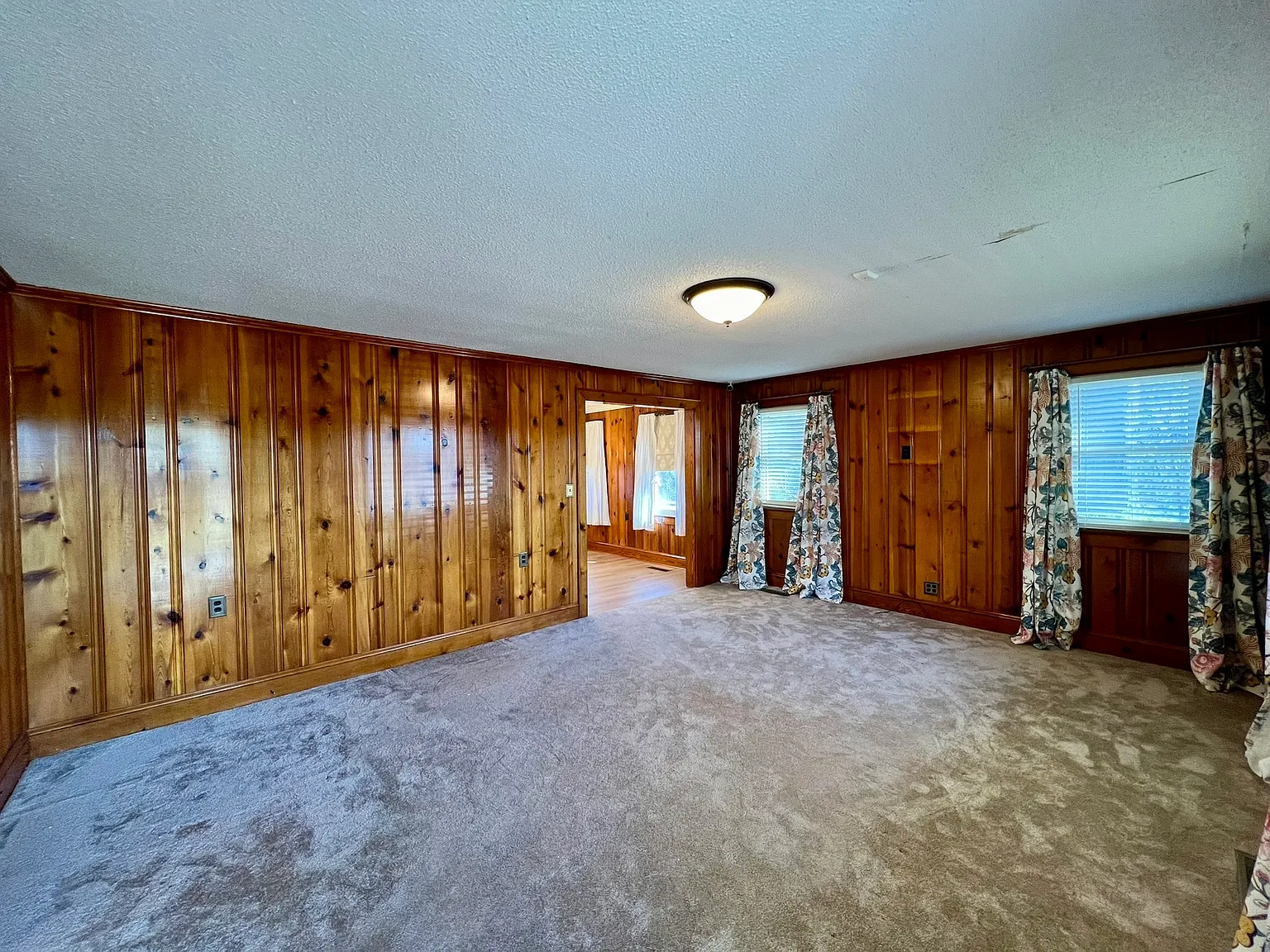 Harwood Lane 9532 - 1 — Photo 4