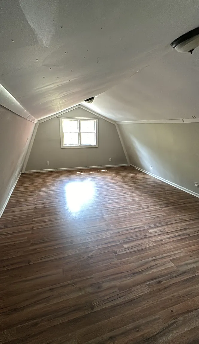 1 bed, 700 sqft, $970 — Photo 4