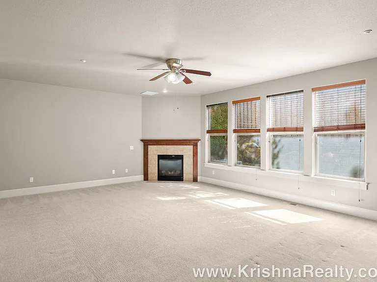 11322 NW Kimble Ct — Photo 5