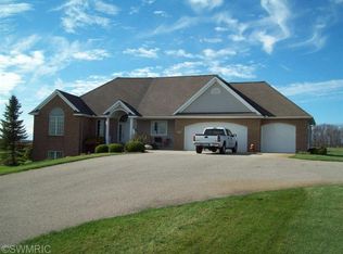 3850 47th St, Hamilton, MI 49419