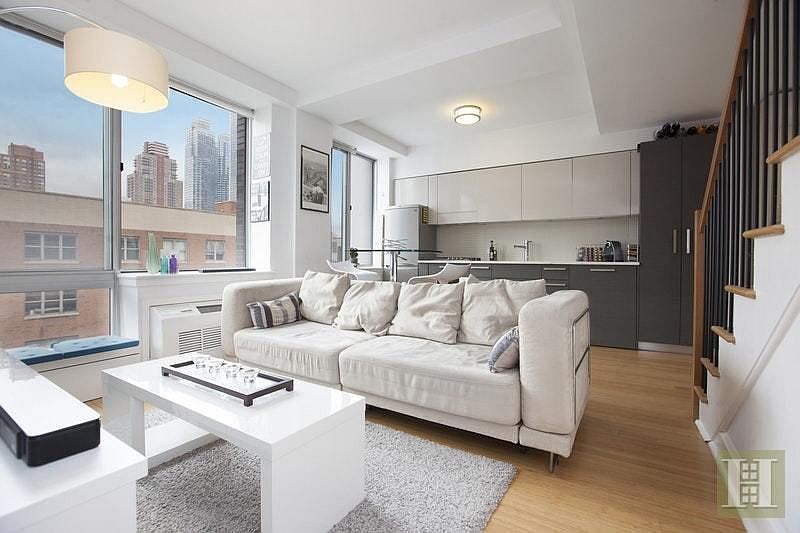 1st image of 505 W 47th St #Penthouse 1