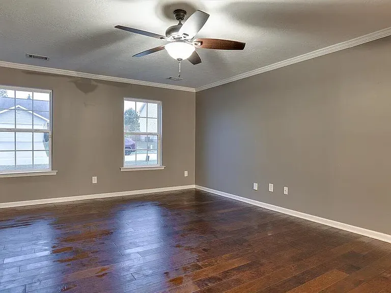 756 Keyes Dr — Photo 10