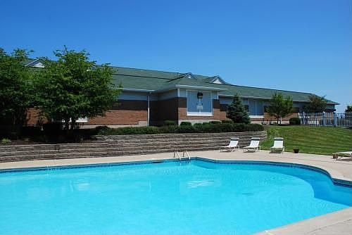 2nd image of 953 Cayton Rd