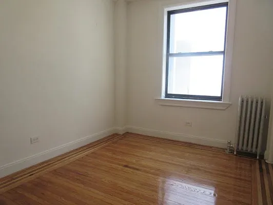 Rented by Mdrn Residential | media 59