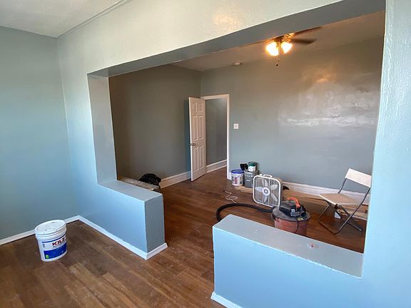 4th image of 4806 N Broad St #B