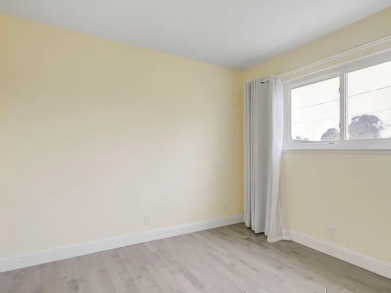 117 Harvard Ave — Photo 5
