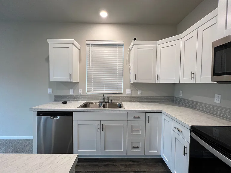 3105 Wrangler Dr — Photo 12