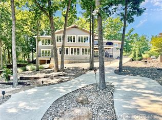 34 Anemone Ct, Four Seasons, MO 65049