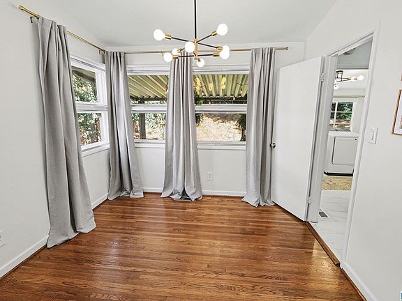4th image of 1133 Montclair Rd