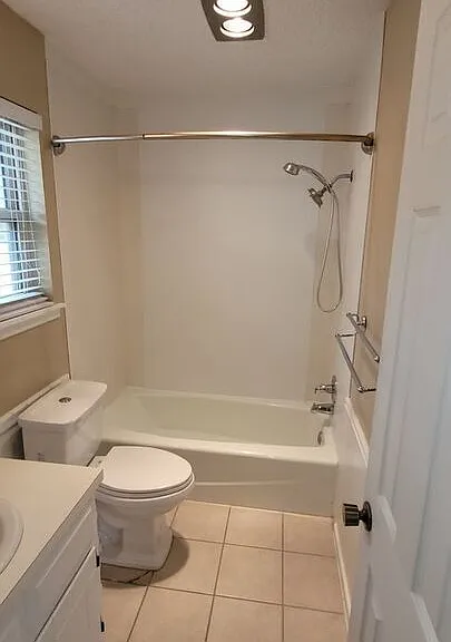 4620 Itasca St — Photo 22