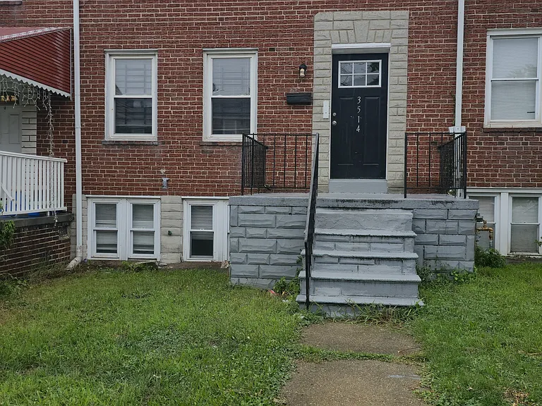 3514 Pelham Ave — Photo 1