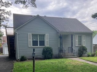 95 Weaver Rd, Springfield, MA 01107