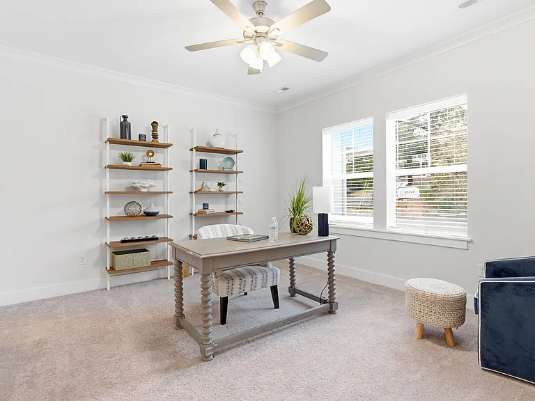 2923 Pretty Lake Ave #A — Photo 31