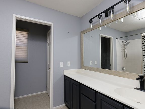 5th image of 2750 Canyon View Cir