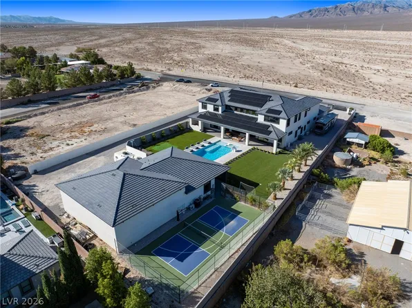 6265 Iron Mountain Rd, Las Vegas, NV 89131