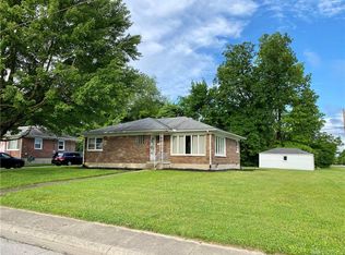 2427 Home Orchard Dr, Springfield, OH 45503