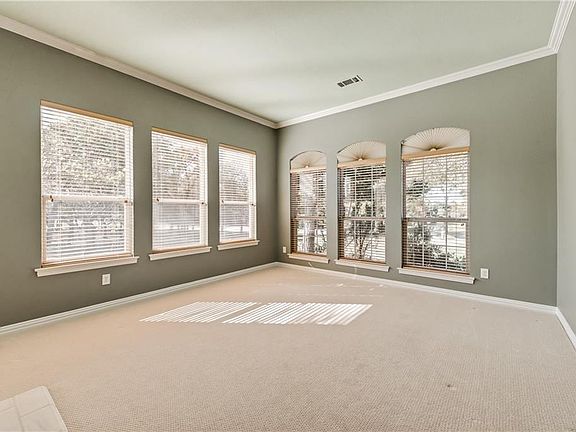 5th image of 1408 Amberwood Gln