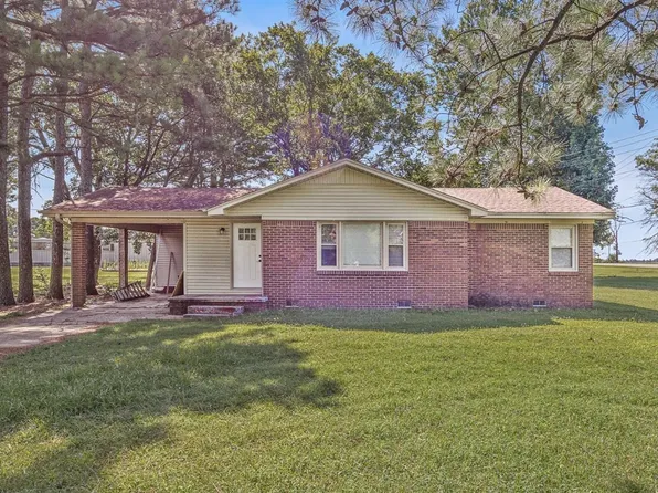 916 Winchester Rd, Leachville, AR 72438