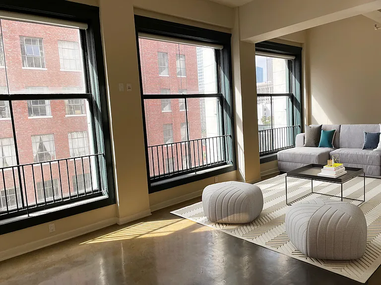 The Metropolitan Lofts — Photo 8