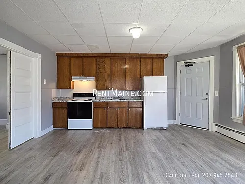 131 College Ave #1 Photo 1