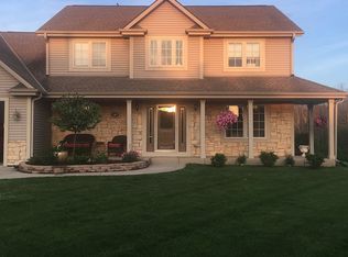 145 Franklin Pl, West Bend, WI 53095