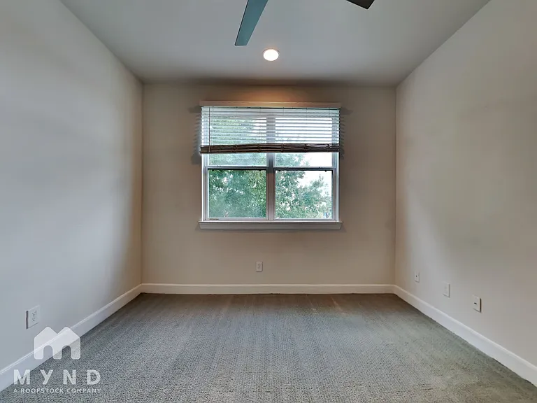 353 Eado Park Cir — Photo 11