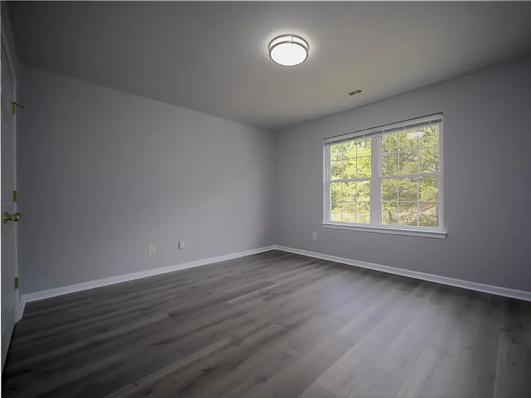 1030 Boxelder Ln — Photo 30
