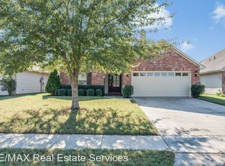 3215 Grand Lake Dr, Bossier City, LA 71111