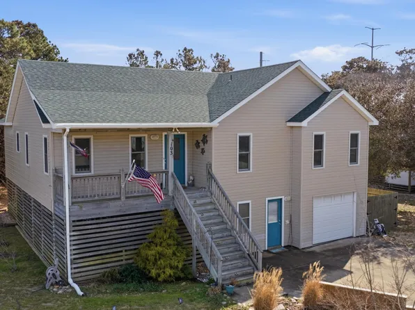 103 Captain Hobbs Court, Kitty Hawk, NC 27949