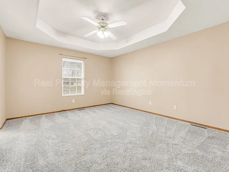 2671 N Cedar Ave — Photo 20