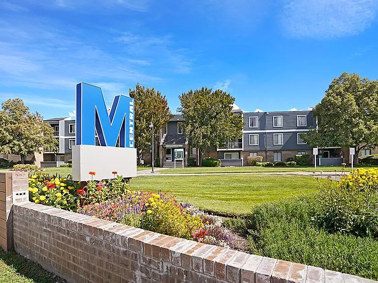 Mid Central — Photo 15