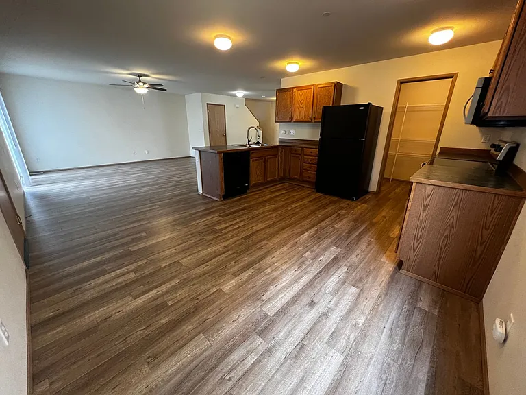 1817 Johnson Ave — Photo 11