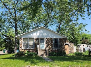 1415 Walnut Dr, Round Lake Beach, IL