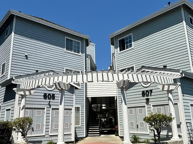 607 Arcadia Ter #301 — Photo 16