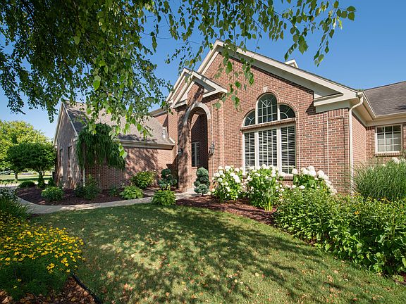 4th image of 1848 Stockbridge Dr