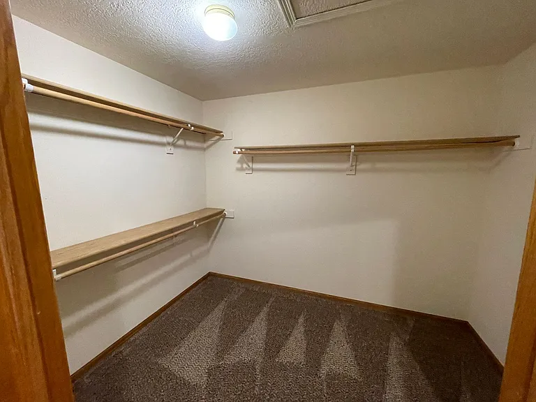 1709 Mulligan Pl — Photo 12