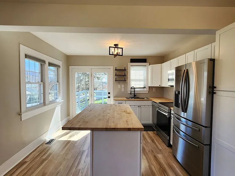 535 Fairview Rd — Photo 8