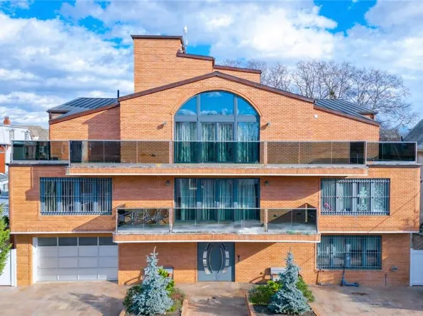 2711 E 26th St, Brooklyn, NY 11235