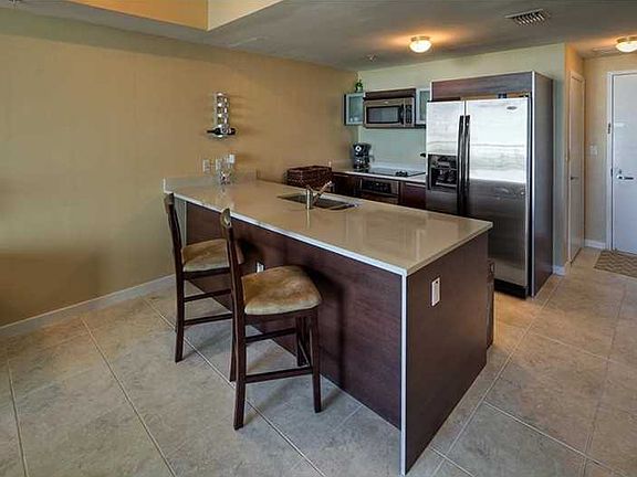 5th image of 1900 N Bayshore Dr APT 1408