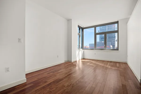 Rented by Compass | media 2
