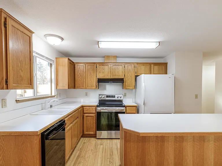 15213 NE 44th St — Photo 13