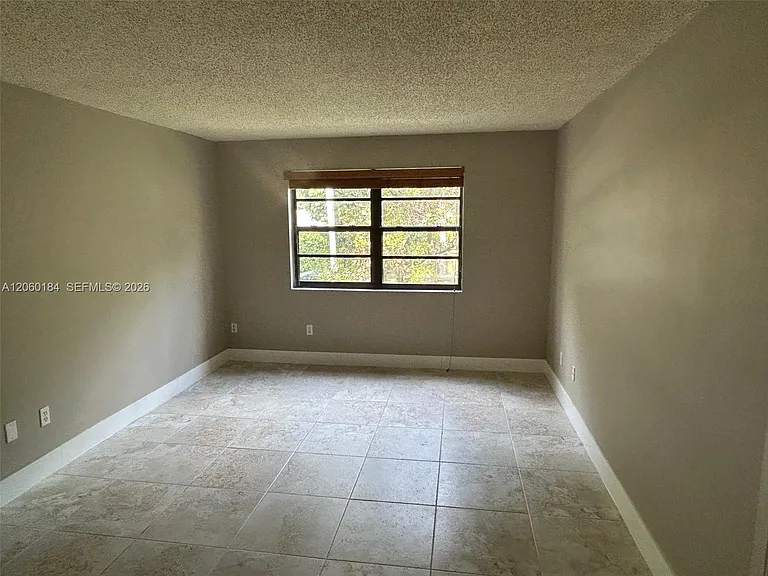 9301 SW 92nd Ave #C213 — Photo 8