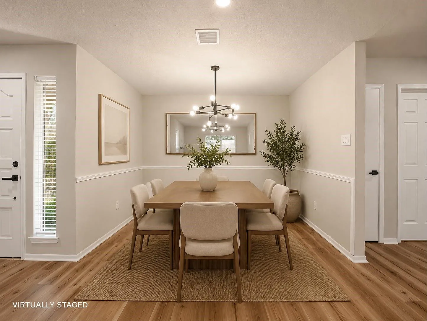 3 bed, 2.0 bath, 1685 sqft, $2,000 — Photo 3