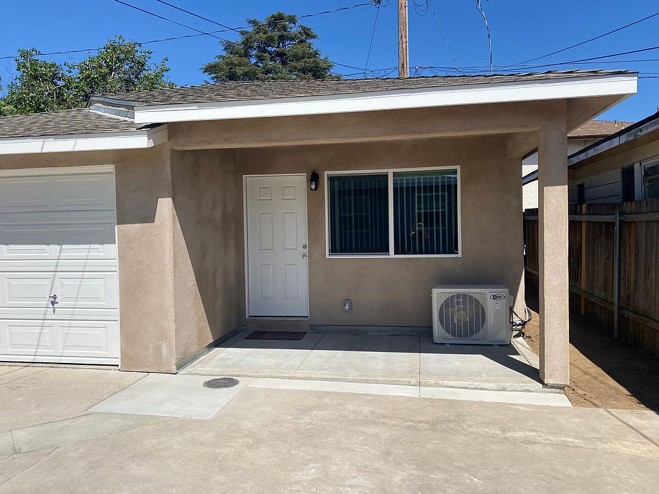 Small covered porch/patio
