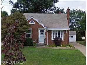 1752 Temple Ave photo 1