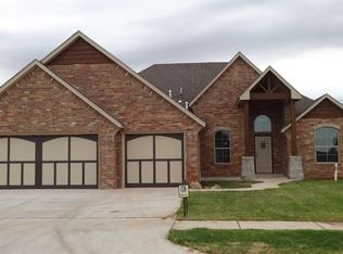 11621 NW 109th St, Yukon, OK 73099