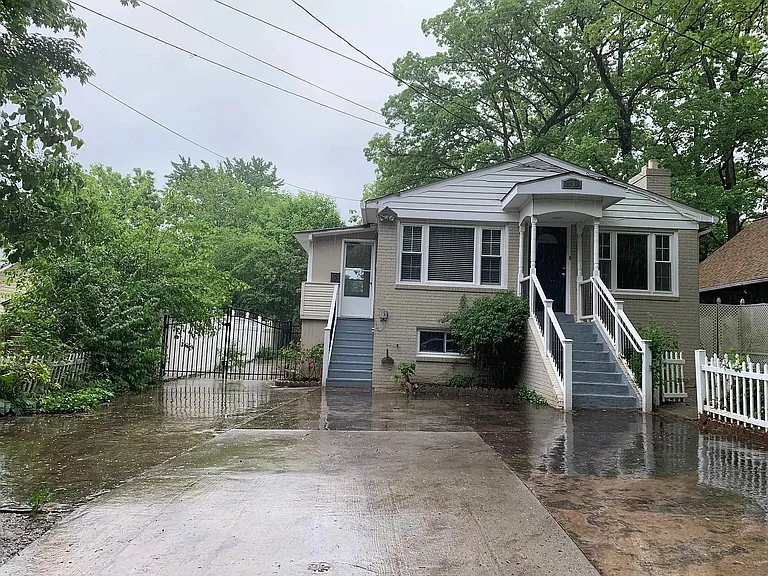 1710 N Pollard St — Photo 1