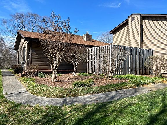 2nd image of 500 Pilgrim Ct