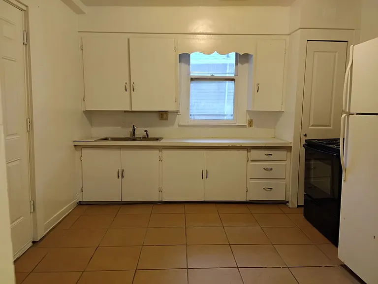 1632 N Irving Ave — Photo 21