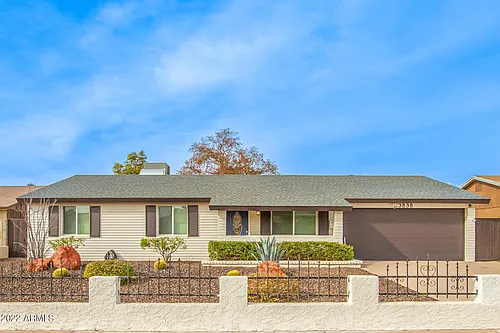 13838 N 37th Way Photo 1